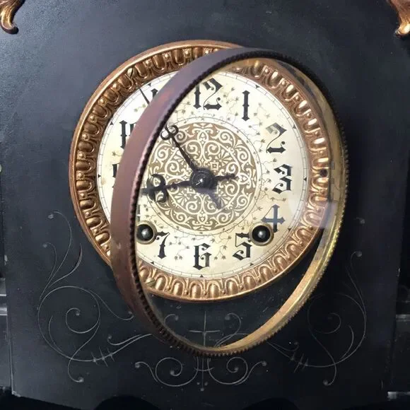 ANTIQUE MANTEL CLOCK-WM L GILBERT-MAJESTIC CLOCK-WINSTED,CONN.-PAT.1881 - Picture 5 of 13